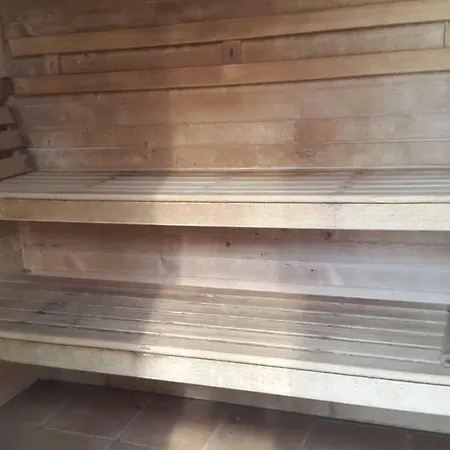 Semesterbostad House + Heated Pool