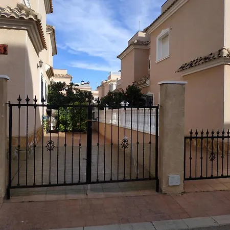 House + Heated Pool Semesterbostad Orihuela